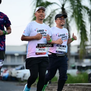 Runner Photo 7903708
