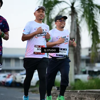 Runner Photo 7903713