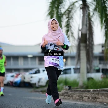 Runner Photo 7903714