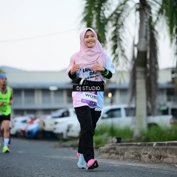 Runner Photo 7903727