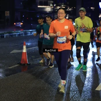 Runner Photo 7903732