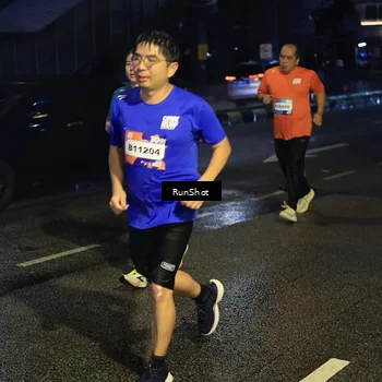 Runner Photo 7903733