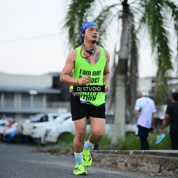 Runner Photo 7903738