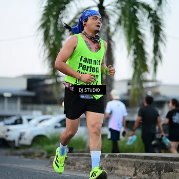 Runner Photo 7903762