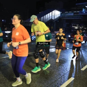 Runner Photo 7903766