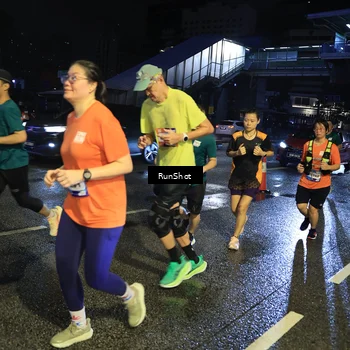 Runner Photo 7903768