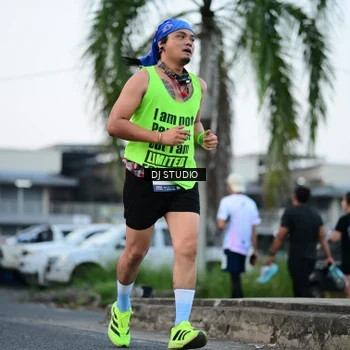 Runner Photo 7903776