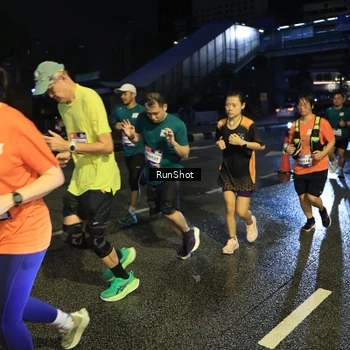 Runner Photo 7903788