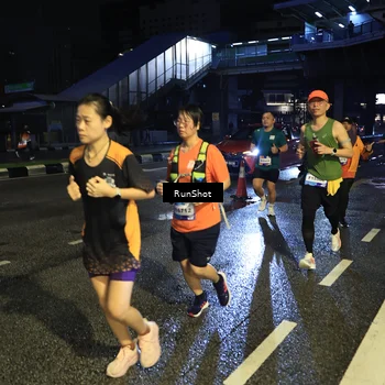 Runner Photo 7903801