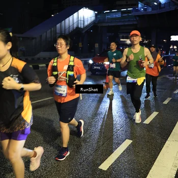 Runner Photo 7903803