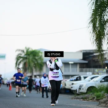 Runner Photo 7903807