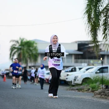 Runner Photo 7903816