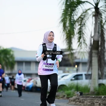 Runner Photo 7903826