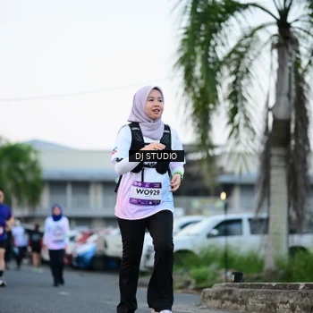 Runner Photo 7903827