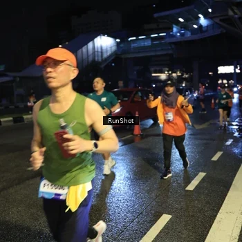 Runner Photo 7903830