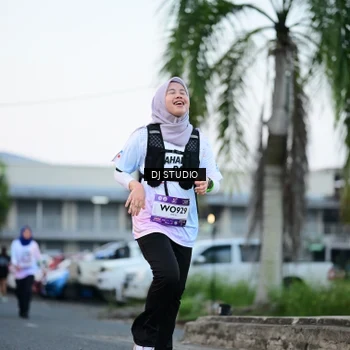 Runner Photo 7903833