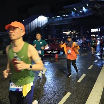 Runner Photo 7903837