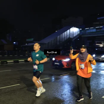 Runner Photo 7903841