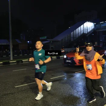 Runner Photo 7903847