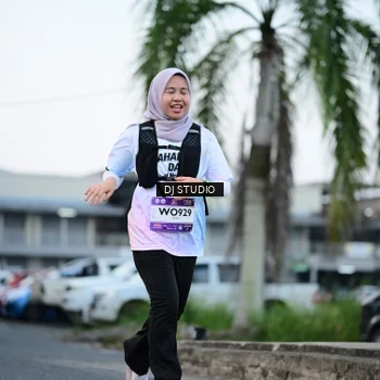 Runner Photo 7903849