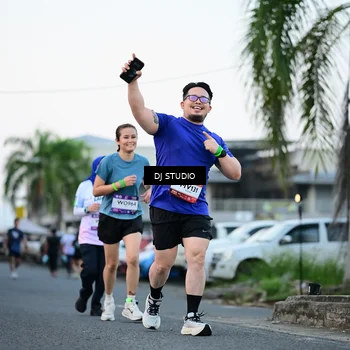 Runner Photo 7903858