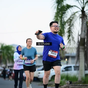 Runner Photo 7903862