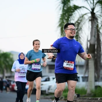 Runner Photo 7903865