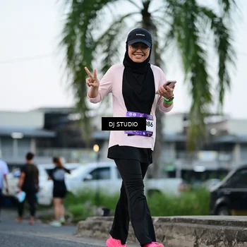 Runner Photo 7903873