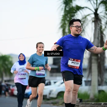 Runner Photo 7903881