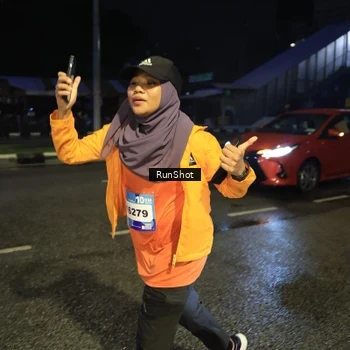 Runner Photo 7903887