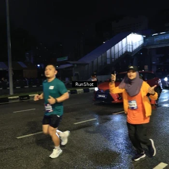 Runner Photo 7903894