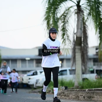 Runner Photo 7903941