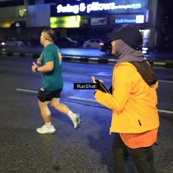 Runner Photo 7903947