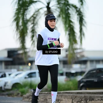Runner Photo 7903956