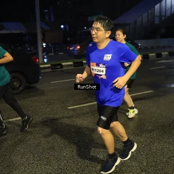 Runner Photo 7903968