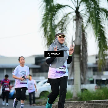 Runner Photo 7903977