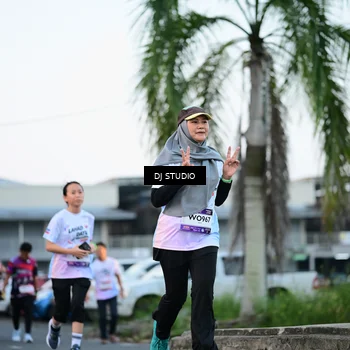 Runner Photo 7903978