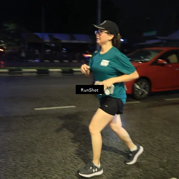 Runner Photo 7903984