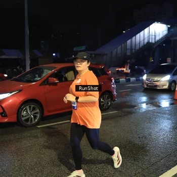Runner Photo 7903995
