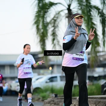 Runner Photo 7903999