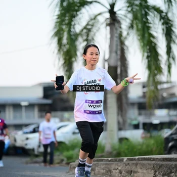 Runner Photo 7904004