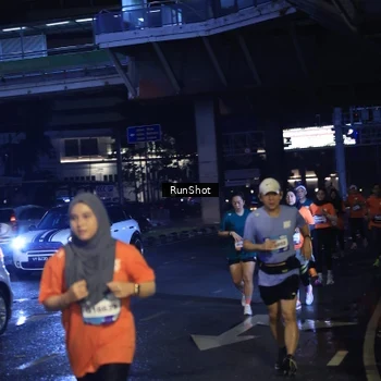 Runner Photo 7904022