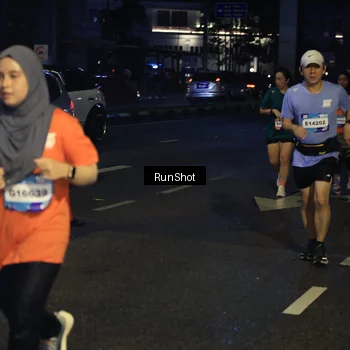 Runner Photo 7904033