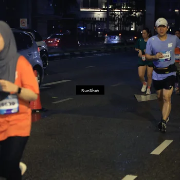 Runner Photo 7904039