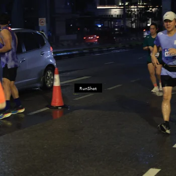 Runner Photo 7904044