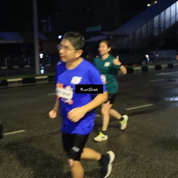 Runner Photo 7904045
