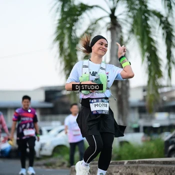 Runner Photo 7904048