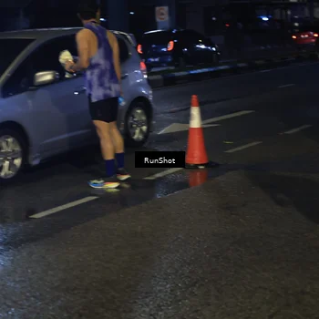 Runner Photo 7904058