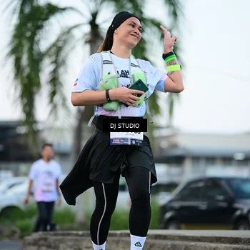 Runner Photo 7904063