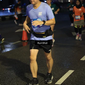 Runner Photo 7904068
